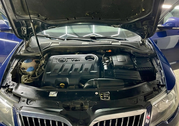 Skoda Superb cena 39900 przebieg: 297874, rok produkcji 2014 z Świeradów-Zdrój małe 46
